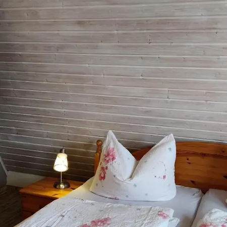 Im Rohrdachhaus Daire Wustrow (Fischland)