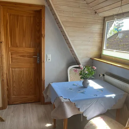 Apartment Im Rohrdachhaus Wustrow (Fischland)